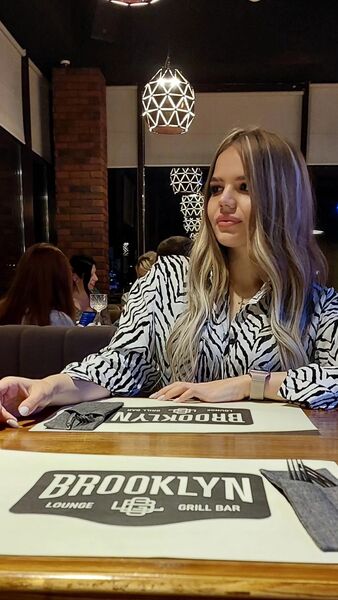  ,   Lina, 24 ,   ,   