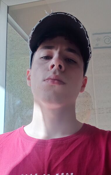  Alanno,   Zaros, 22 ,  