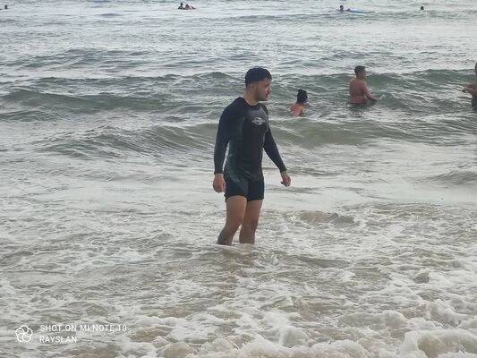 --,   Rayslan, 30 ,   ,   