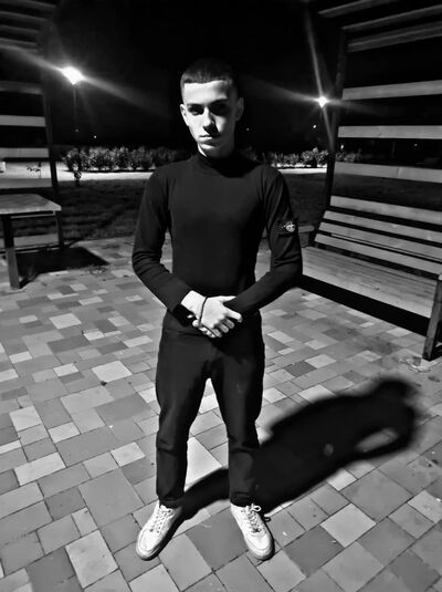  ,   Ilya, 19 ,   