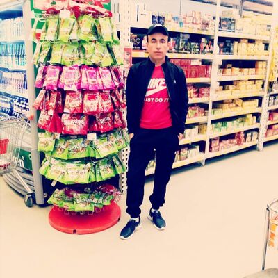  ,   Jamol, 32 ,   ,   