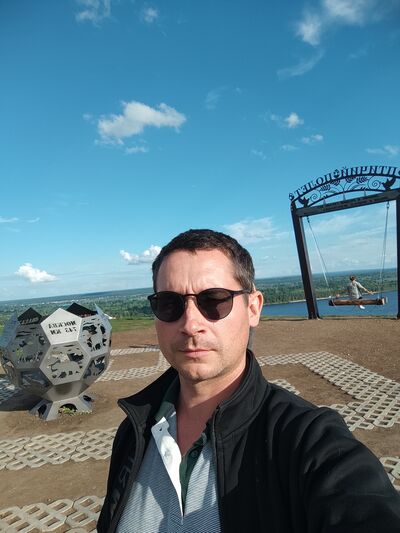  ,   Vadim, 37 ,   ,   