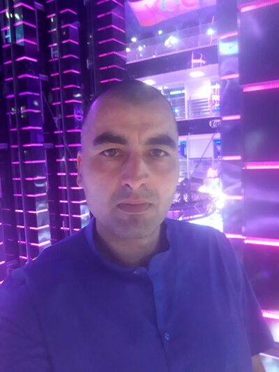  ,   Mihail, 44 ,  