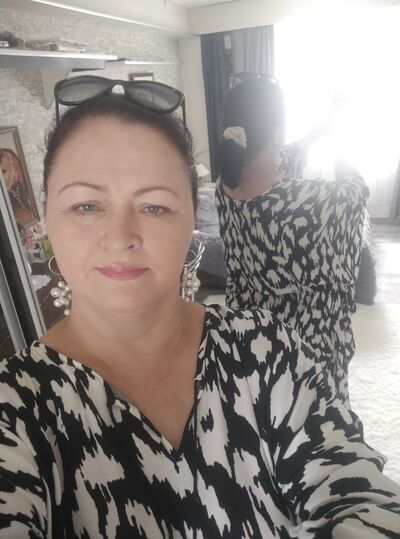  ,   Eva, 53 ,   ,   