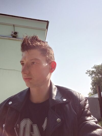  ,   Vladislav, 26 ,   ,   