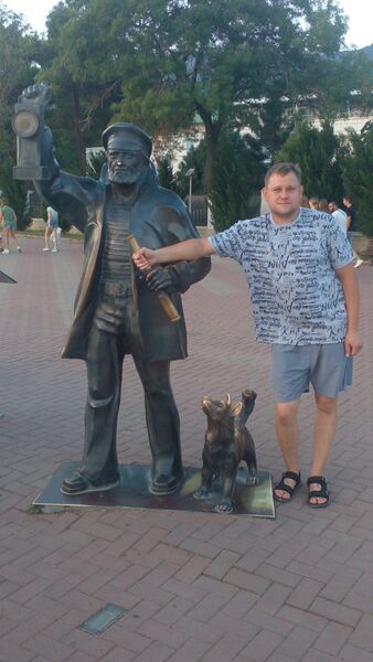  ,   Denis, 30 ,   , c , 