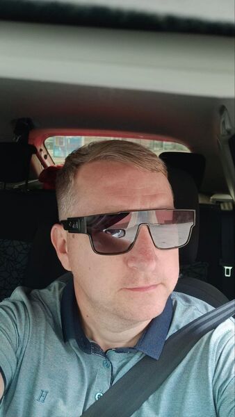  ,   Den, 42 ,   ,   