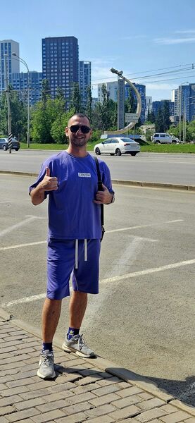  ,   Maksim, 33 ,   ,   