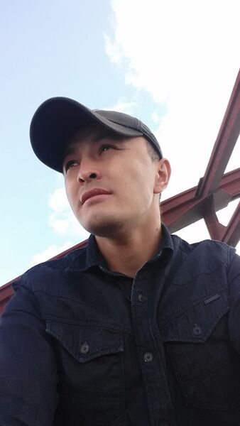  ,   Aibek, 37 ,   ,   , c 