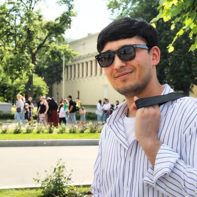  ,   Ilhomjon, 25 ,   ,   