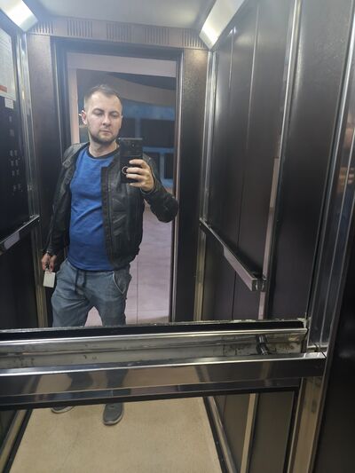  ,   Maxim, 31 ,   ,   
