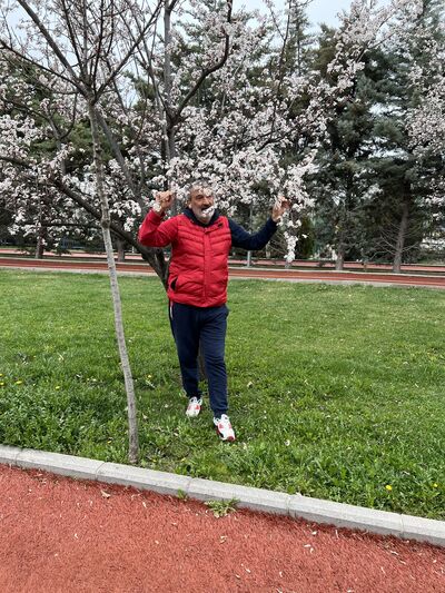  ,   Hamdi, 52 ,   ,   