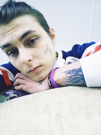  ,   Justi, 22 ,     , c 