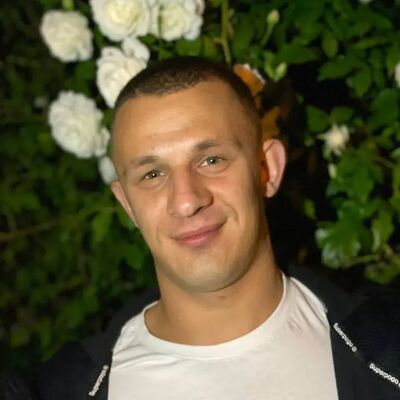  ,   Ilya, 26 ,   ,   , c , 