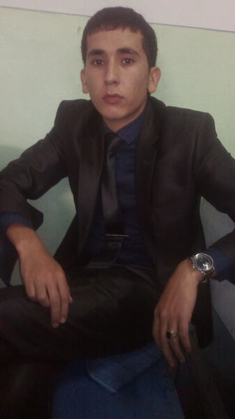  ,   Oybek, 34 ,   