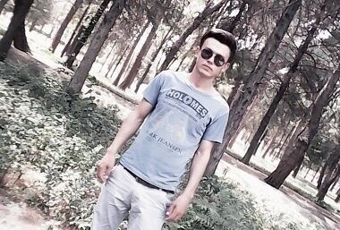  10858208  Vlad, 29 ,    
