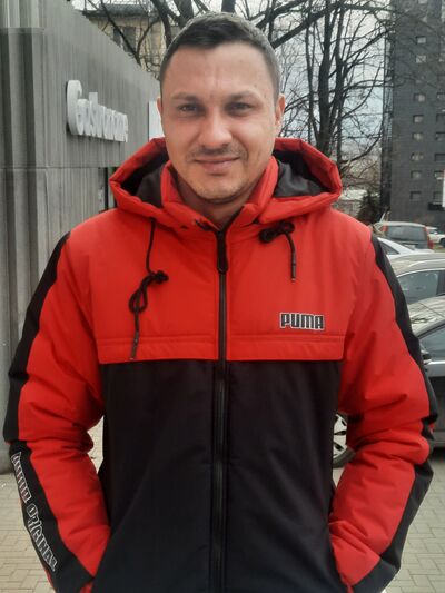  ,   Joni, 34 ,   ,   