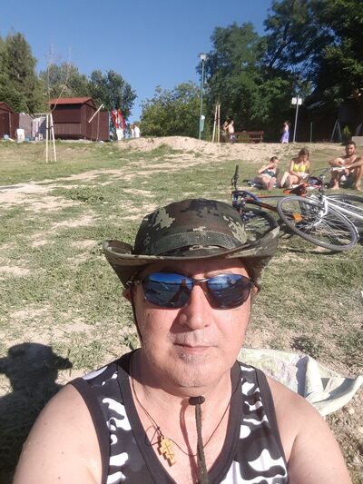  Loddon,   Nenad, 66 ,   ,   , c 