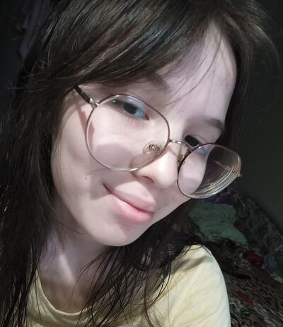   ,   Adelina, 18 ,   
