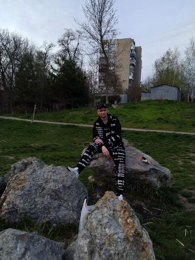  ,   Konstantin, 42 ,   ,   