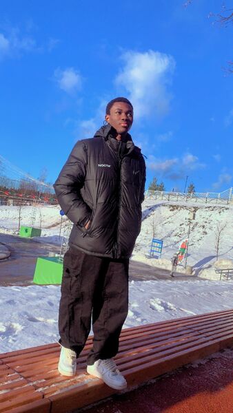  ,   John, 25 ,   ,   