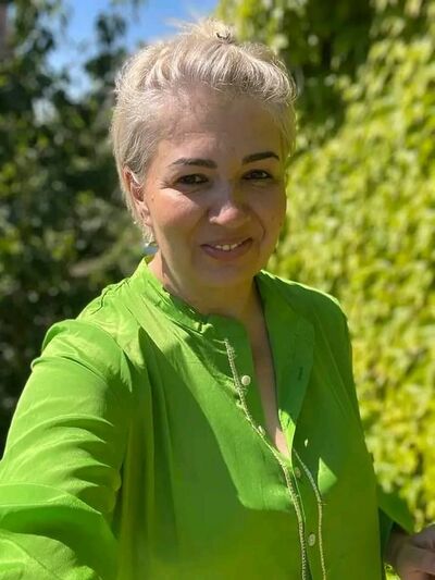  ,   Sharon Clous, 48 ,   ,   