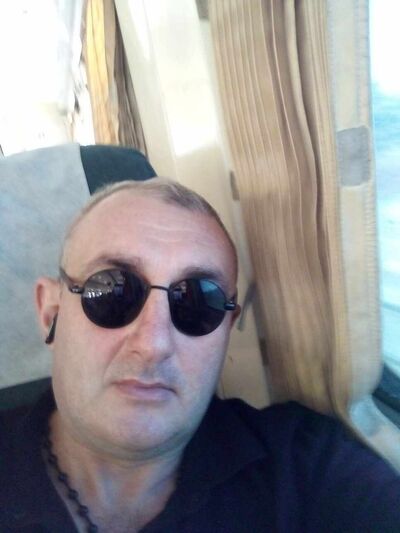  ,   Harli, 48 ,   ,   