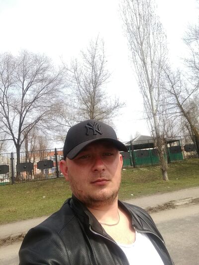   ,   Alexander, 37 ,     , c 