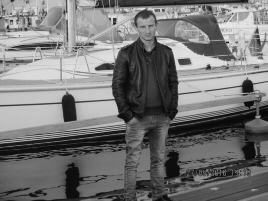  -,   Victor, 32 ,   ,   , c 