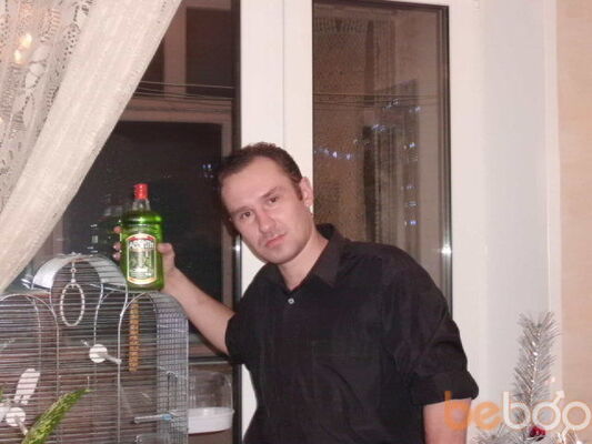  ,   Nikolas, 44 ,   ,   , c 