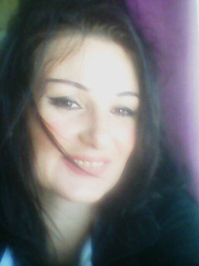  ,   Nastia, 43 ,   