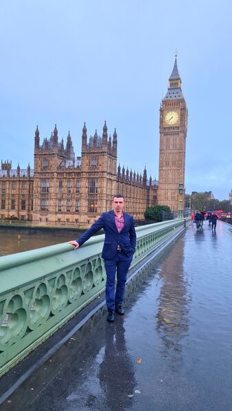  Charenton-le-Pont,   Rostyslav, 30 ,   ,   
