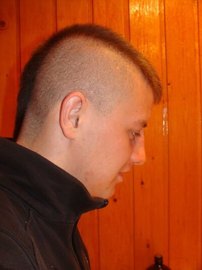  ,   Anton, 34 ,   