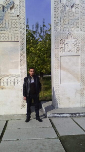  ,   Artur, 42 ,   ,   , c 