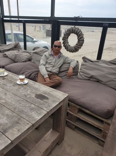  Amstelveen,   Hossam, 56 ,   ,   