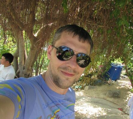  ,   Maks, 47 ,   ,   