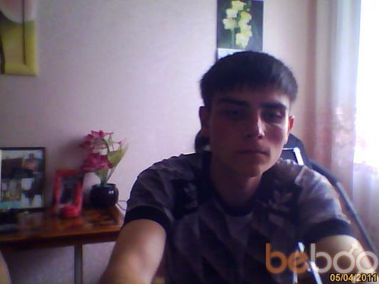  ,   Alex, 33 ,   