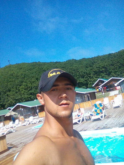  ,   Makcim, 28 ,   ,   , c 