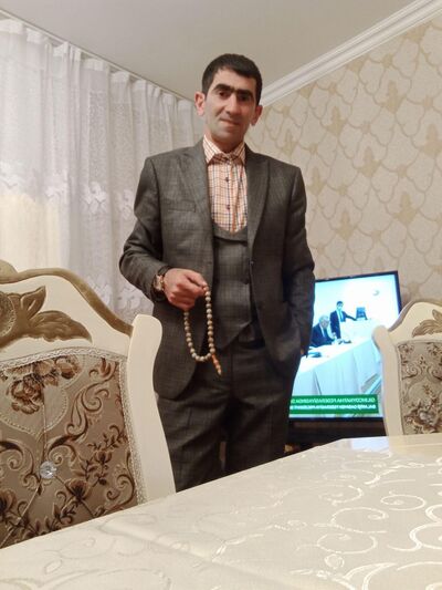  ,   Ruslan, 49 ,   ,   , c 