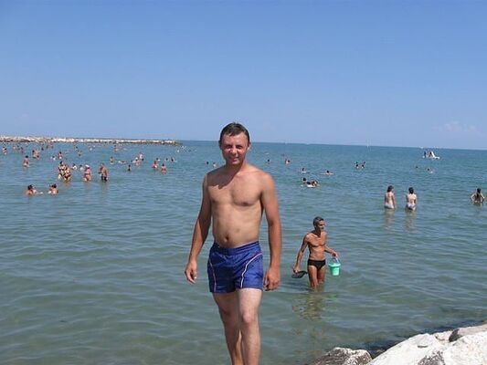  ,   Victor, 37 ,   ,   , c 