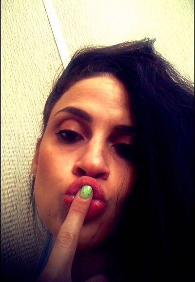 ,   Ganjaa Baby, 33 ,     , c 