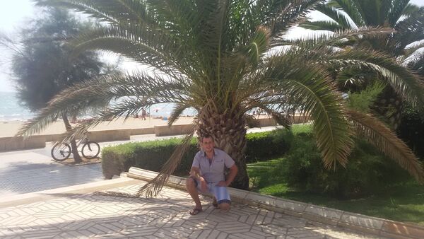  ,   Viktor, 35 ,   ,   , c , 