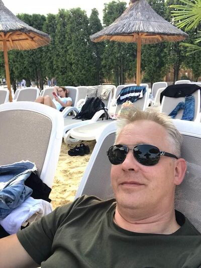  Frankfurt am Main,   Antonio, 58 ,   ,   