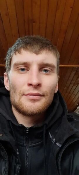  ,   Alik, 32 ,   ,   