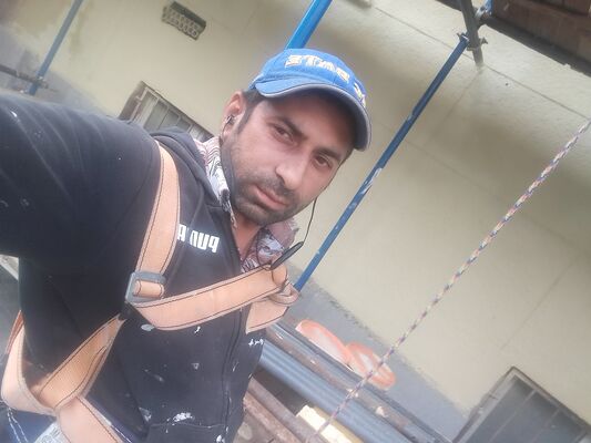  ,   Artur, 25 ,   ,   