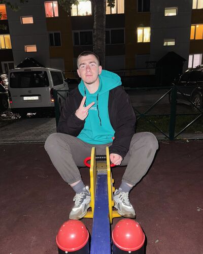  -,   Slava, 23 ,   ,   