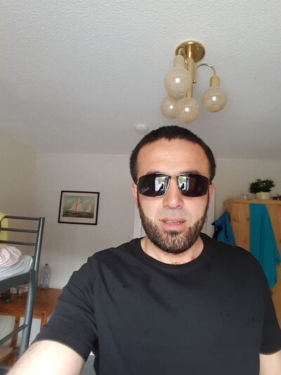  ,   Pasha, 40 ,   