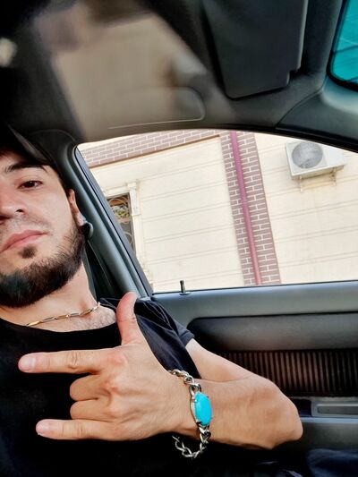  ,   Amir, 31 ,   ,   