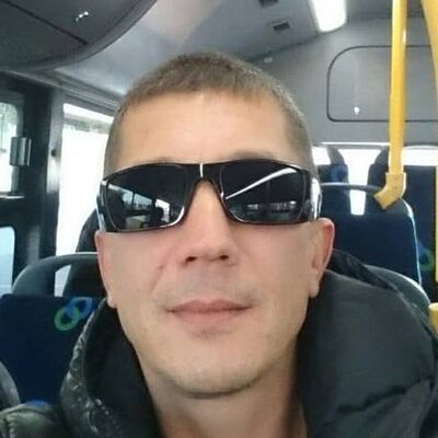  Dolphin,   Alexander, 40 ,   ,   