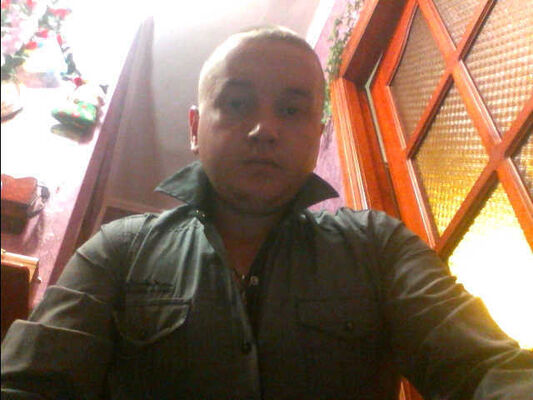  ,   Andrea, 35 ,  